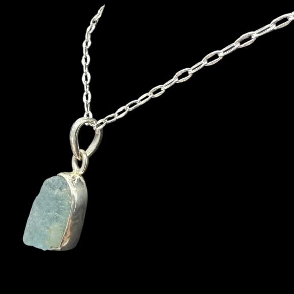 Natural Raw Aquamarine Pendant Necklace 925 Sterling Silver Handmade - Picture 4 of 8